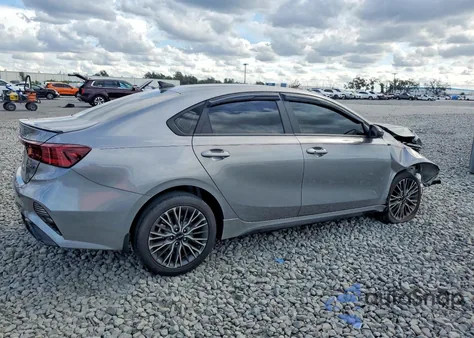 2024 Kia Forte Gt Line z USA, uszkodzony, nr VIN 3KPF54AD1RE801688